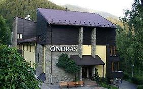 Hotel Ondráš z Beskyd